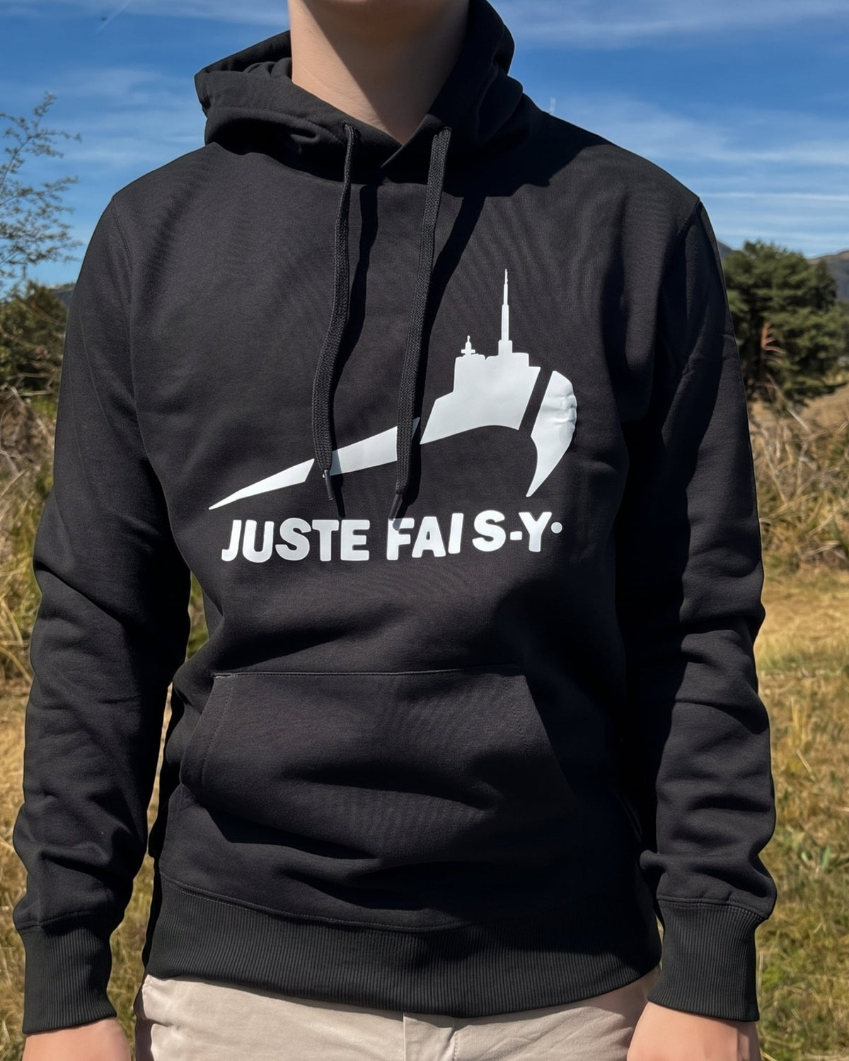 Sweat Capuche Juste Fais-Y Noir