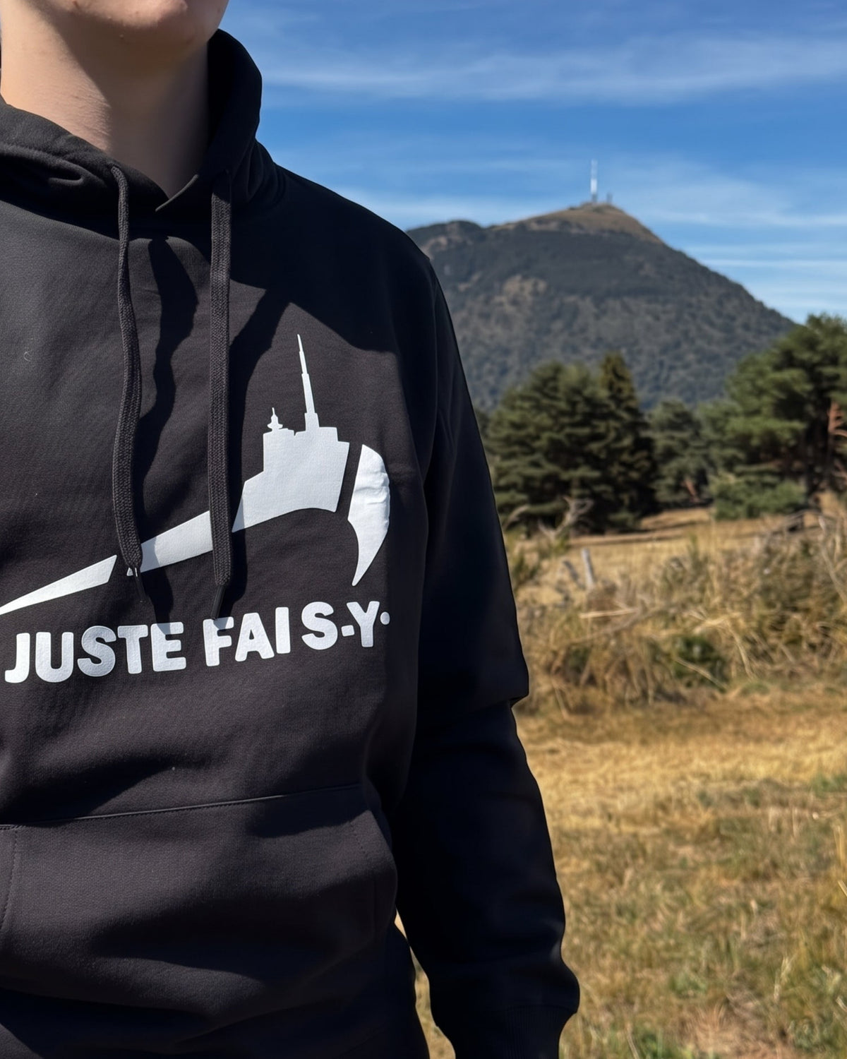 Sweat Capuche Juste Fais-Y Noir